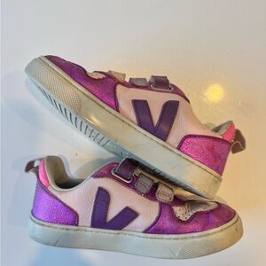Veja Kids Sneakers in Pink and Purple